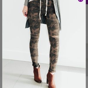Camo pants